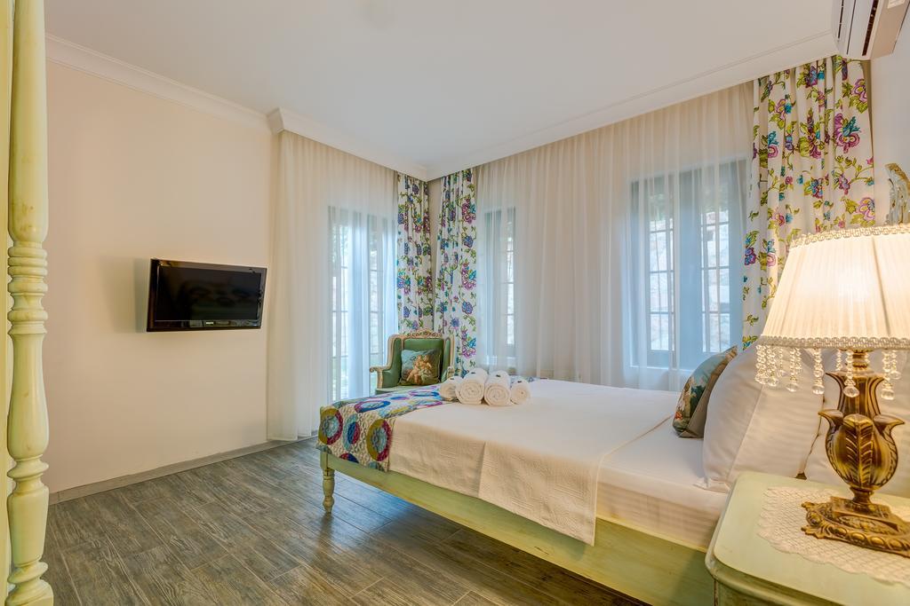 Cunda Esen Hotel Ayvalı エクステリア 写真