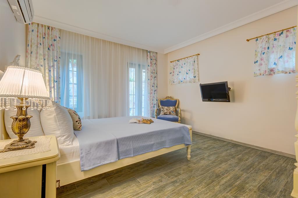 Cunda Esen Hotel Ayvalı エクステリア 写真