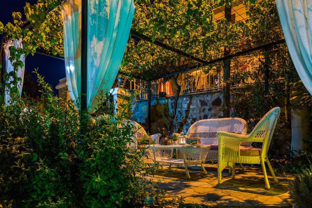 Cunda Esen Hotel Ayvalı エクステリア 写真